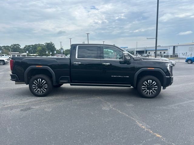 Used 2024 Black GMC Denali Ultimate image 5