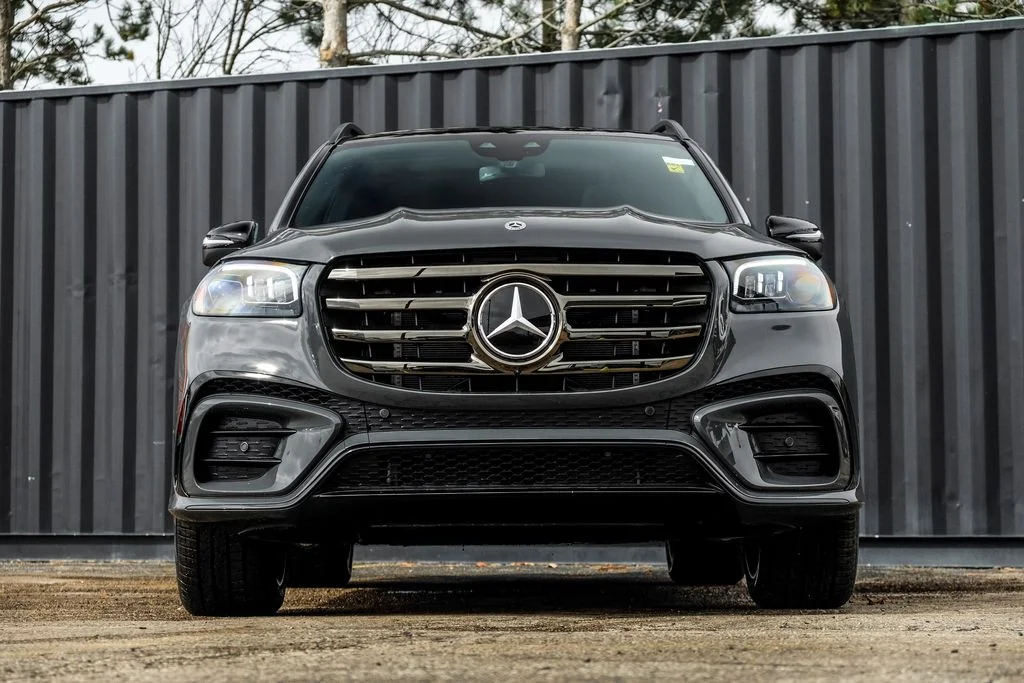 Used 2026 MANUFAKTUR Silicon Grey Mercedes-Benz GLS 450 image 5