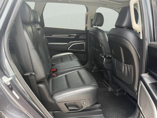 Used 2020 Gray Kia S image 11