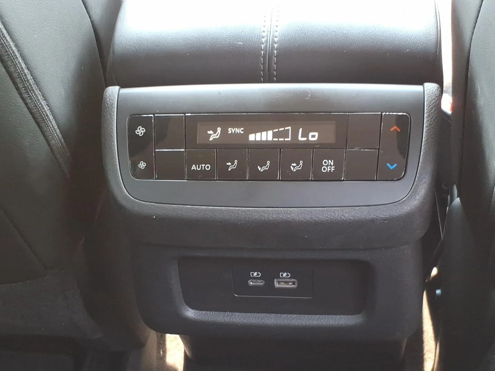 Used 2025 Super Black Nissan SL image 21