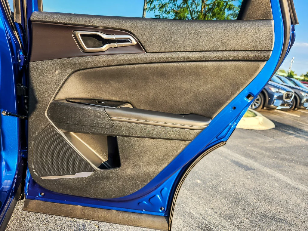 Used 2023 Blue Kia EX image 18