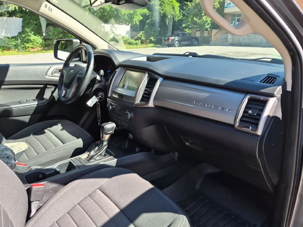 Used 2019 Gray Ford XLT image 24
