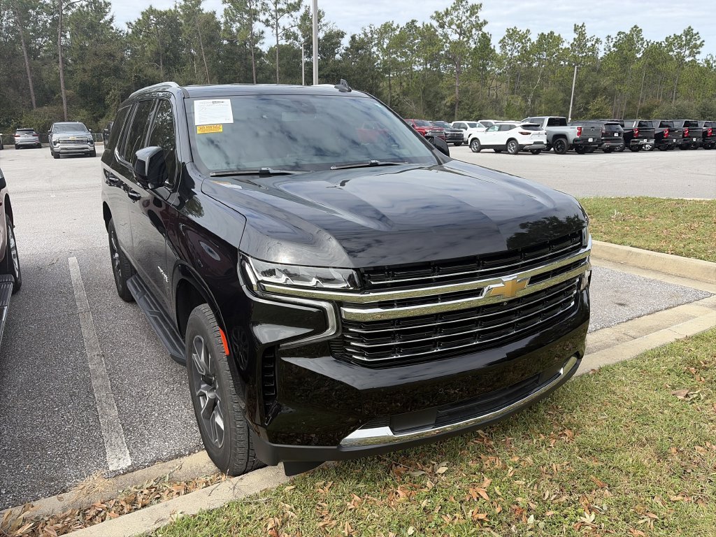 Used 2022 BLACK Chevrolet LT image 2