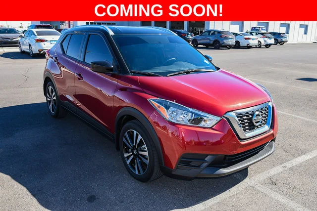 Used 2020 Red Nissan SV image 7