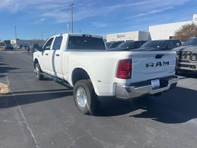New 2026 Bright White Clear-Coat Exterior Paint RAM Tradesman image 5