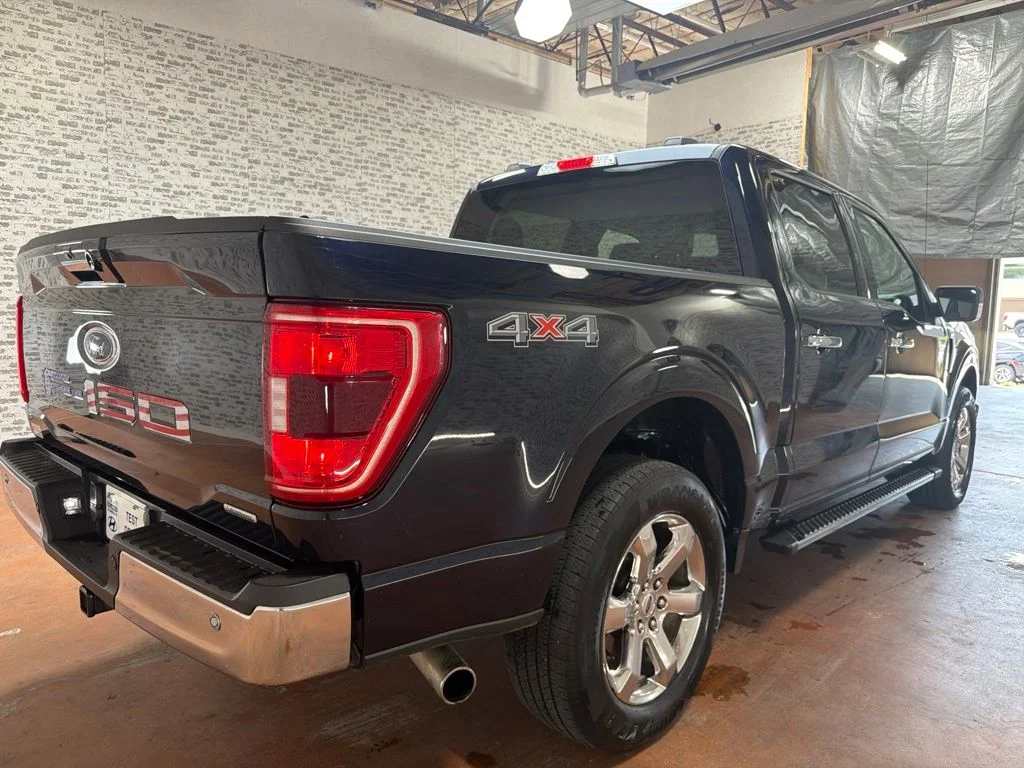 Used 2021 Blue Metallic Ford XLT image 7