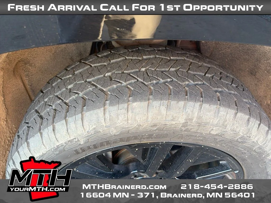 Used 2019 Black Chevrolet High Country image 8