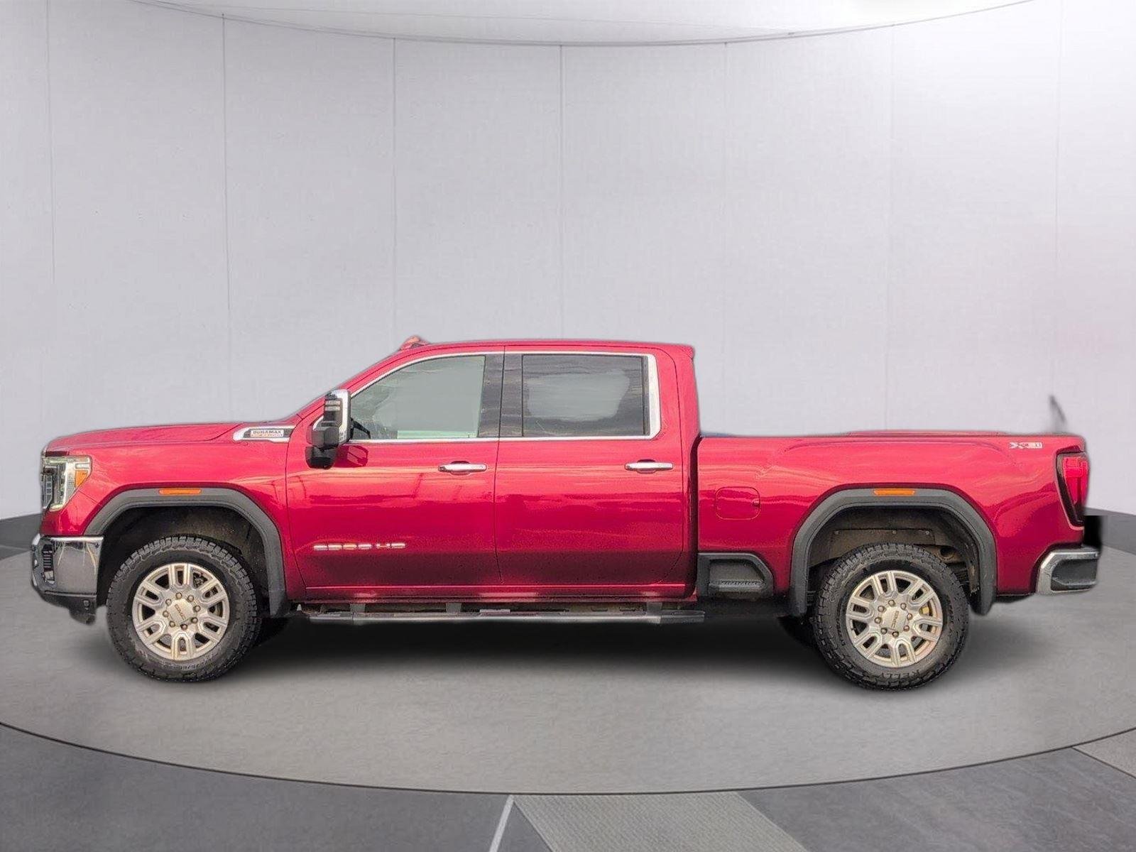 Used 2021 CAYENNE RED TINTCOAT GMC SLT image 2