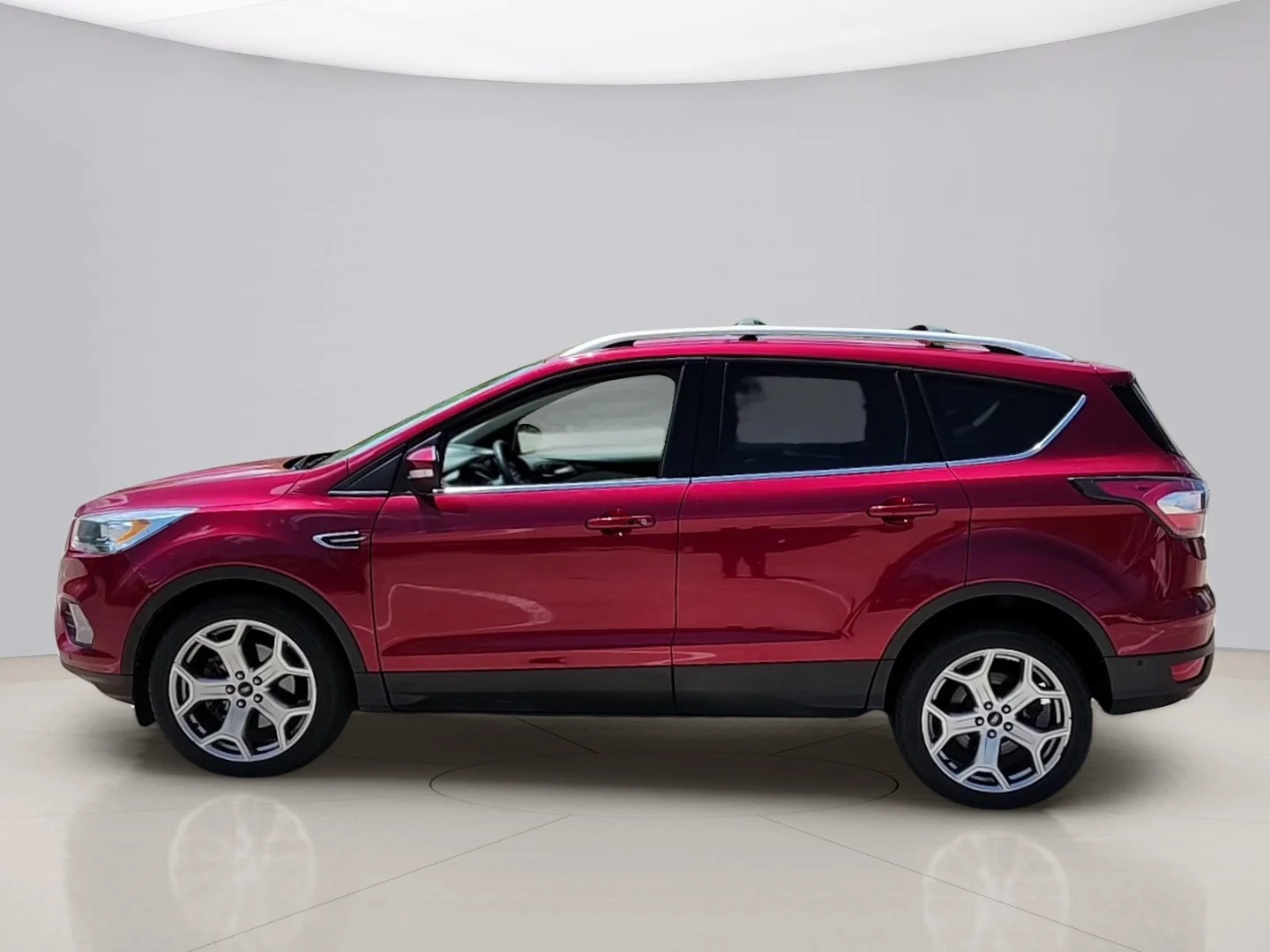 Used 2017 Red Ford TITANIUM image 2