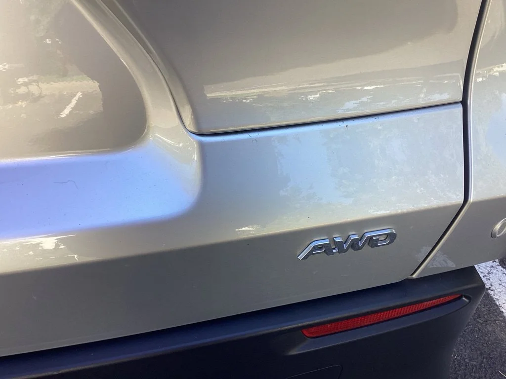 Used 2024 Silver Toyota XLE image 18