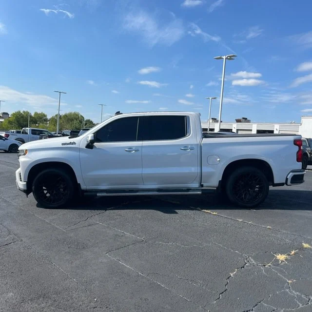 Used 2020 Beige Chevrolet High Country image 3