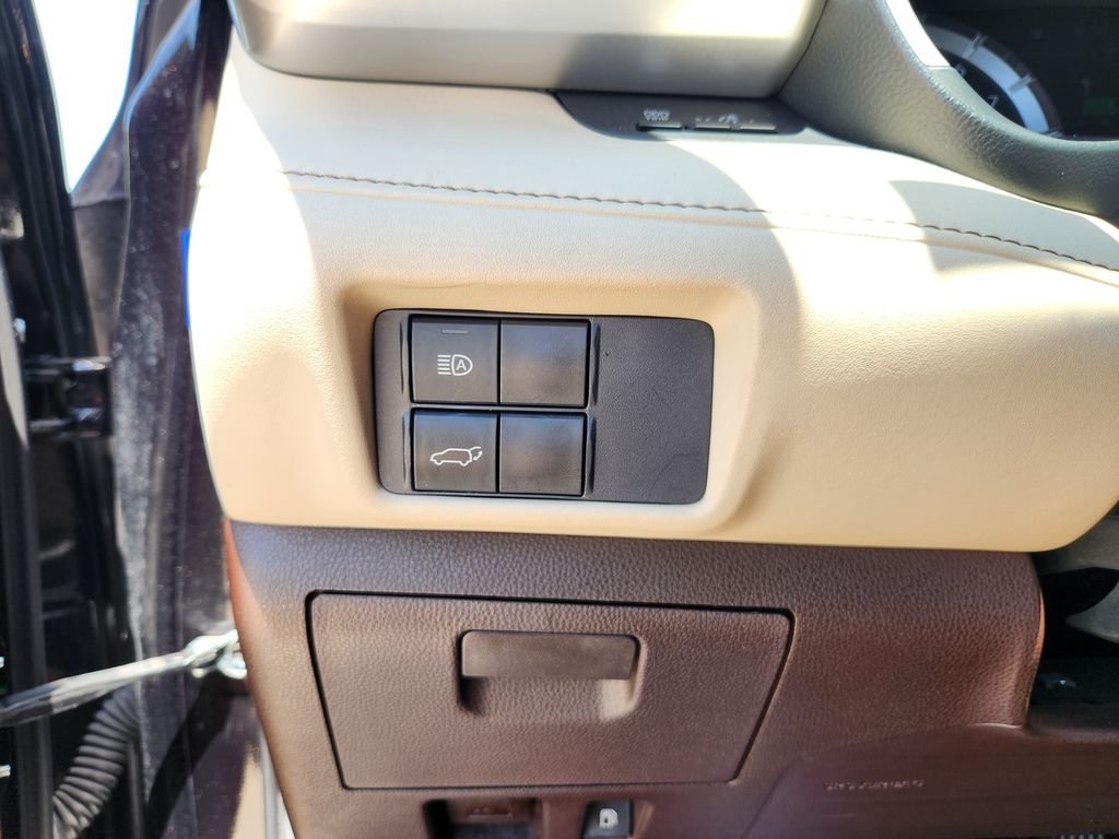 Used 2021 Opulent Amber Toyota XLE image 21