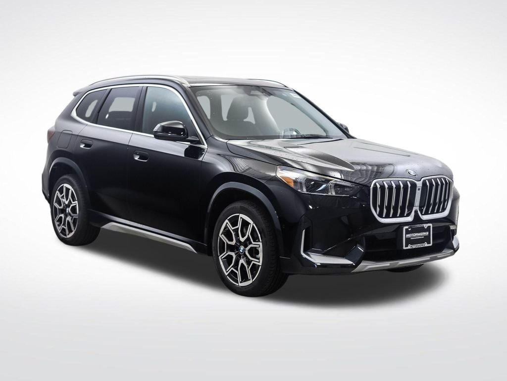 New 2027 Jet Black BMW xDrive28i image 7