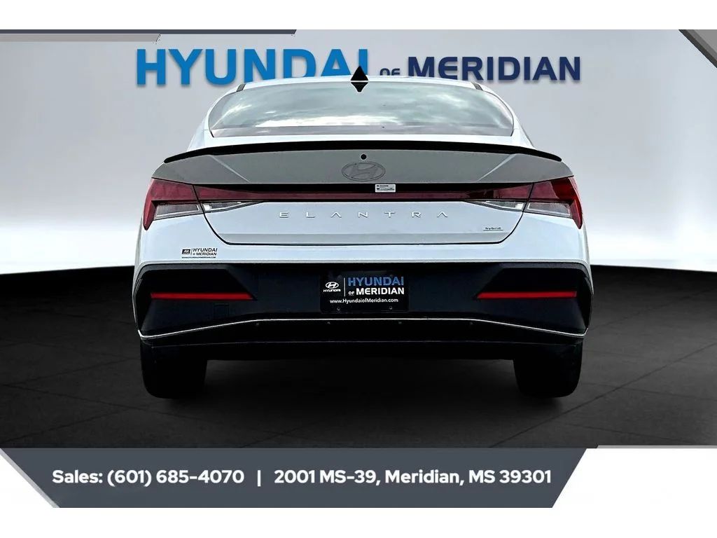 Used 2025 SERENITY WHITE Hyundai SEL Sport image 4