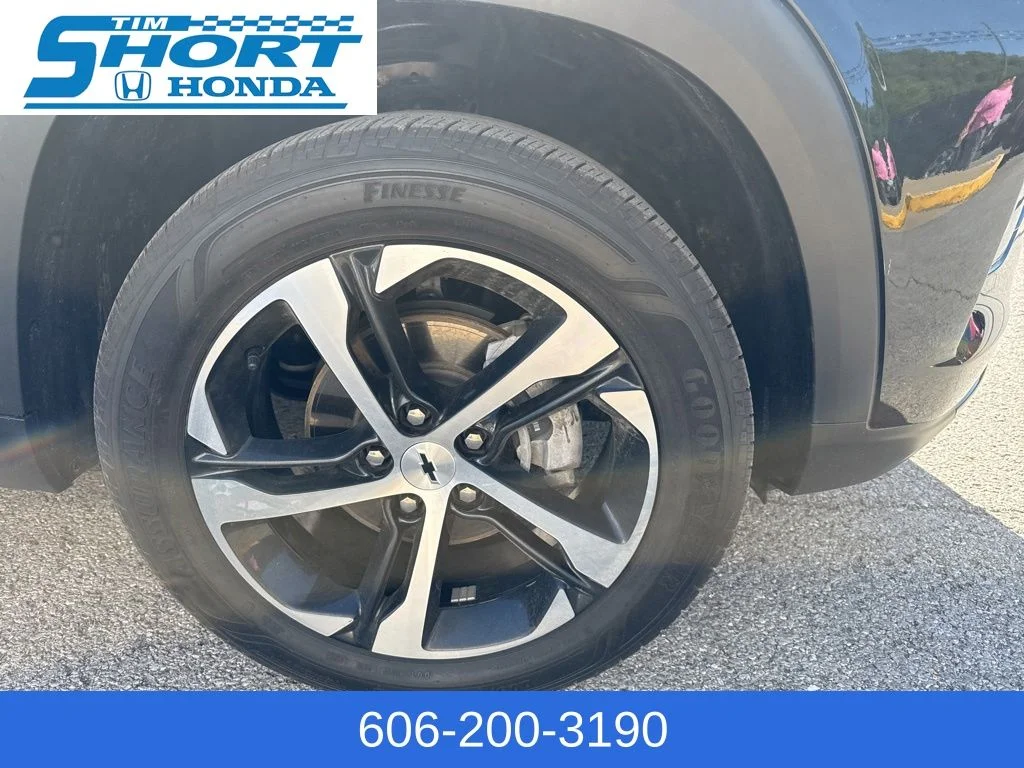 Used 2024 Black Chevrolet 1RS image 4