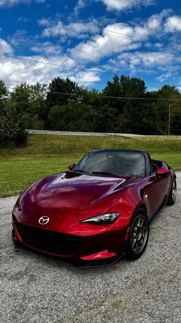 Used 2025 Soul Red Crystal Metallic Mazda Club image 2