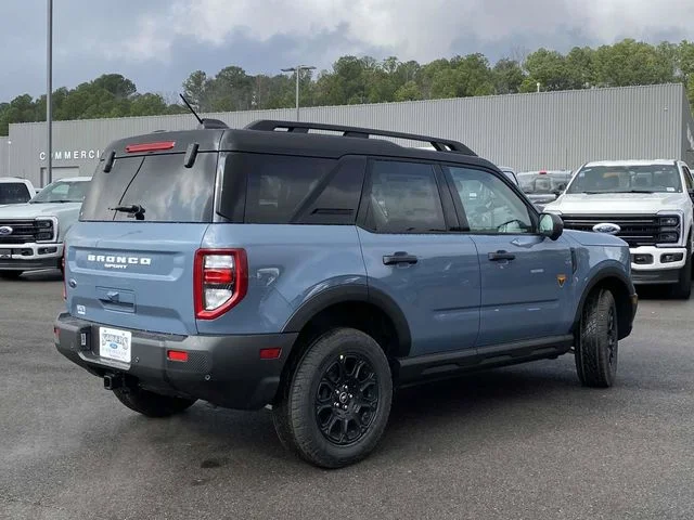 New 2025 Azure Gray Metallic Tri-Coat Ford Badlands® image 3