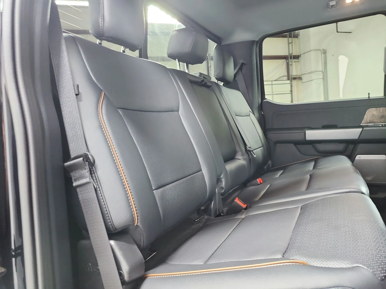 New 2026 Agate Black Metallic Ford F-250® Lariat® image 50