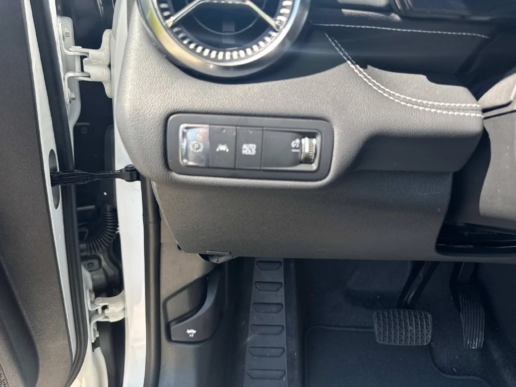 2025 Chevrolet Blazer EV LT - Photo 39