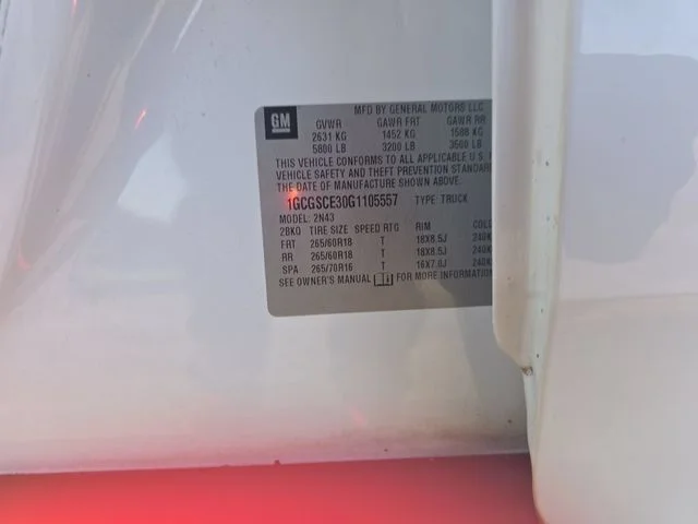 Used 2016 White Chevrolet LT image 35
