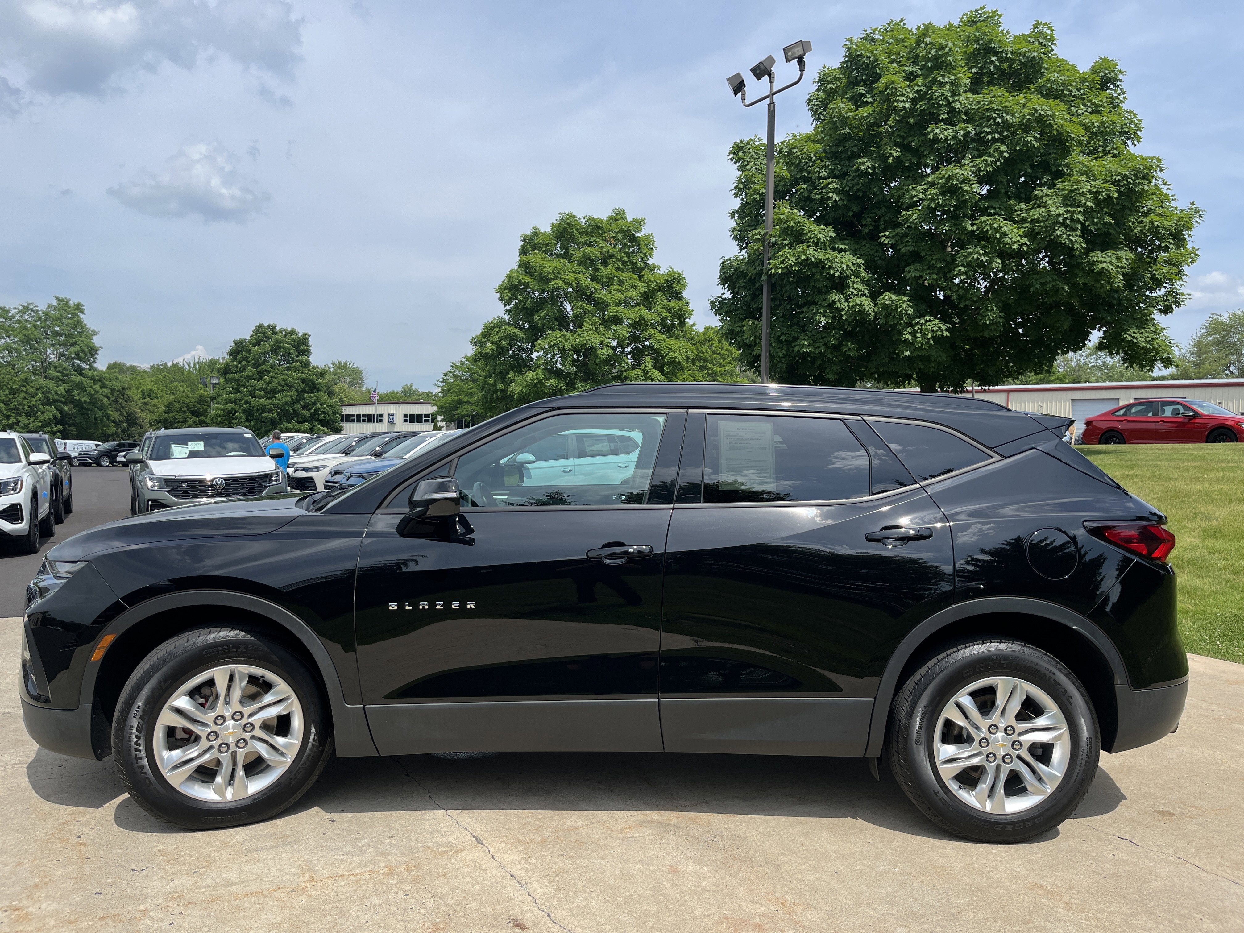 Used 2019 Black Chevrolet 2LT image 8