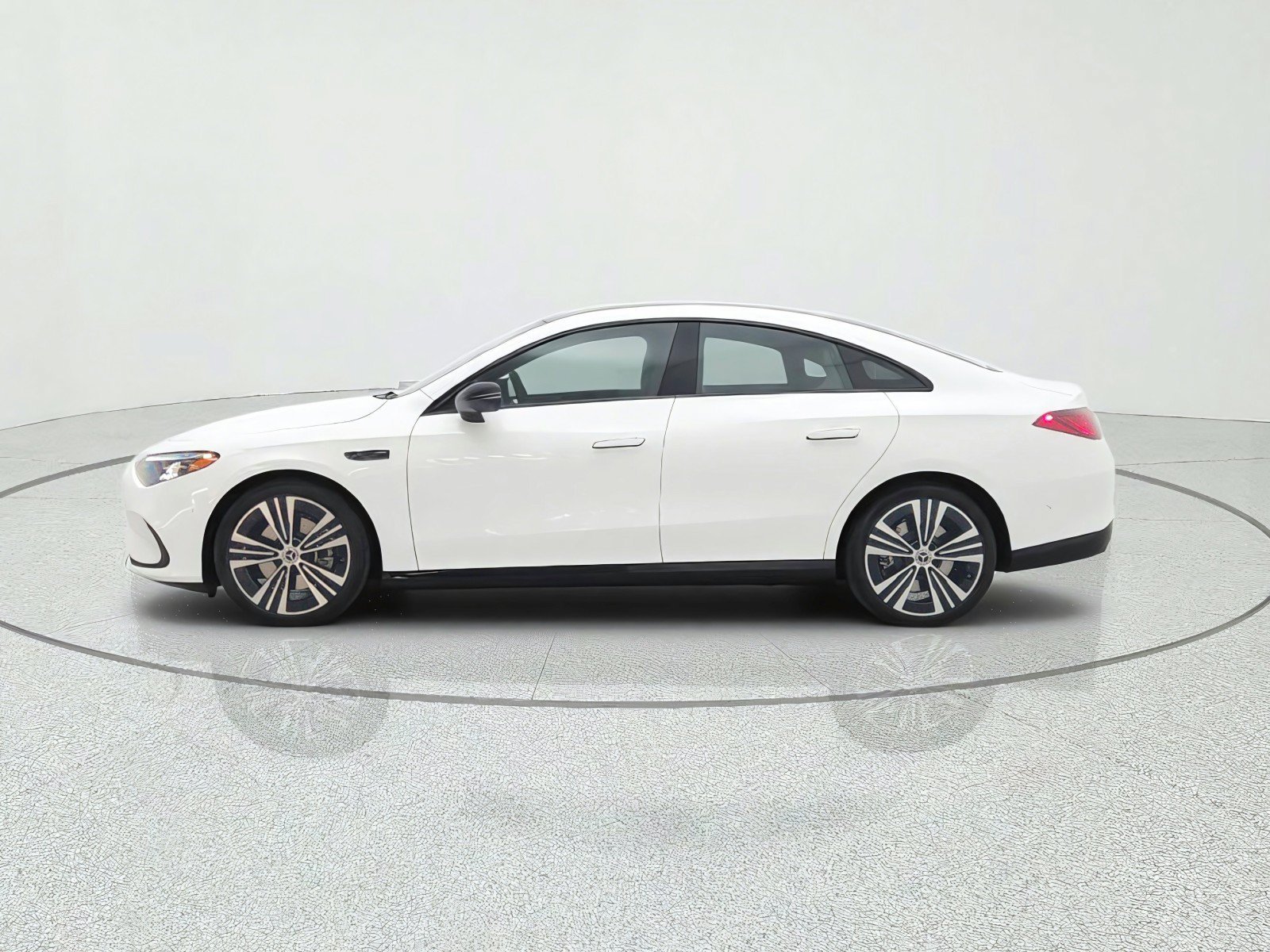 New 2027 Polar White Mercedes-Benz CLA 250+ Electric RWD image 29