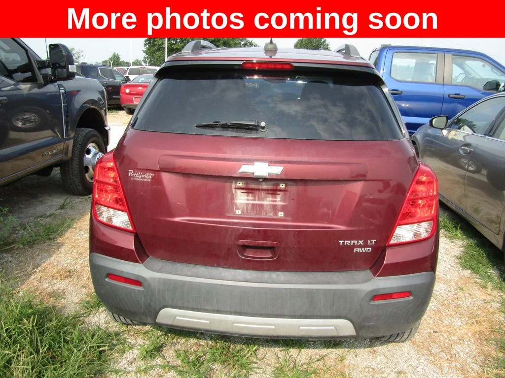 Used 2016 Red Chevrolet LT image 4