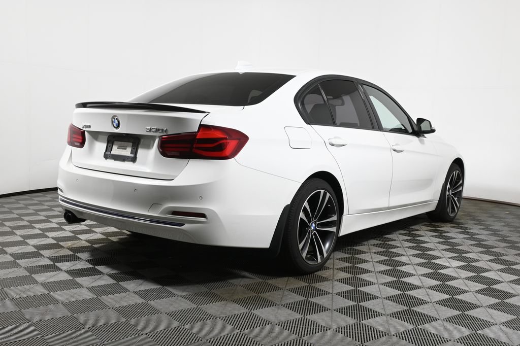 Used 2018 White BMW 330i xDrive image 11