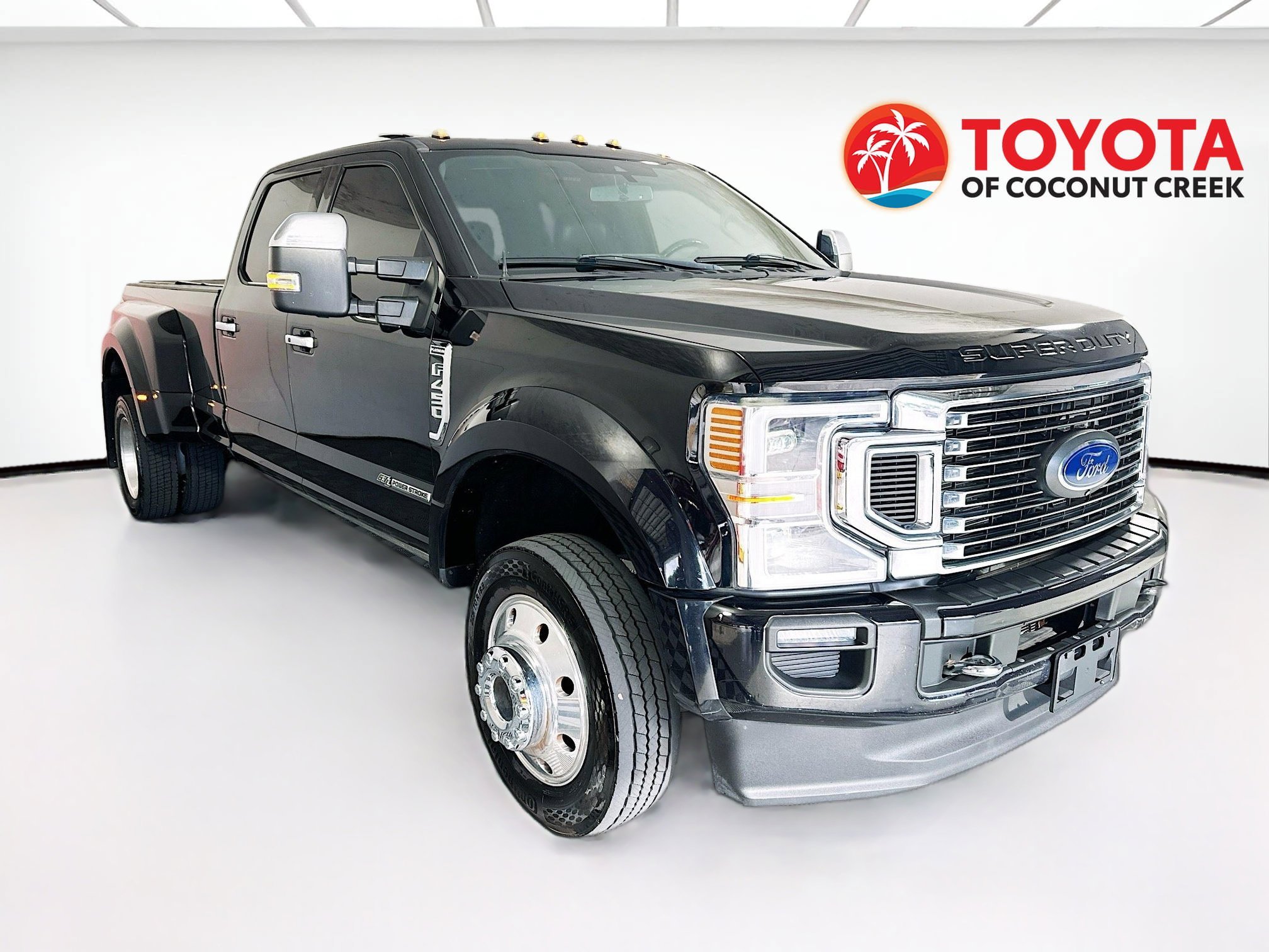 2022 Ford F-450 Platinum 4x4 Crew Cab 8' Box DRW's photo