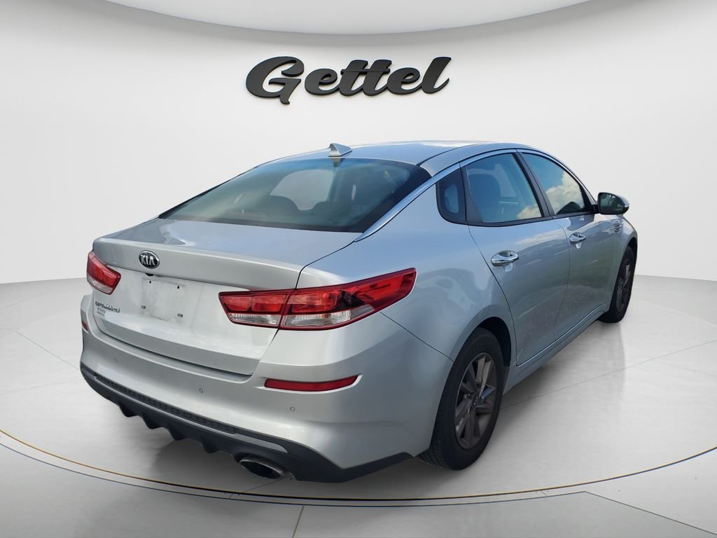 Used 2020 Silver Kia LX image 3