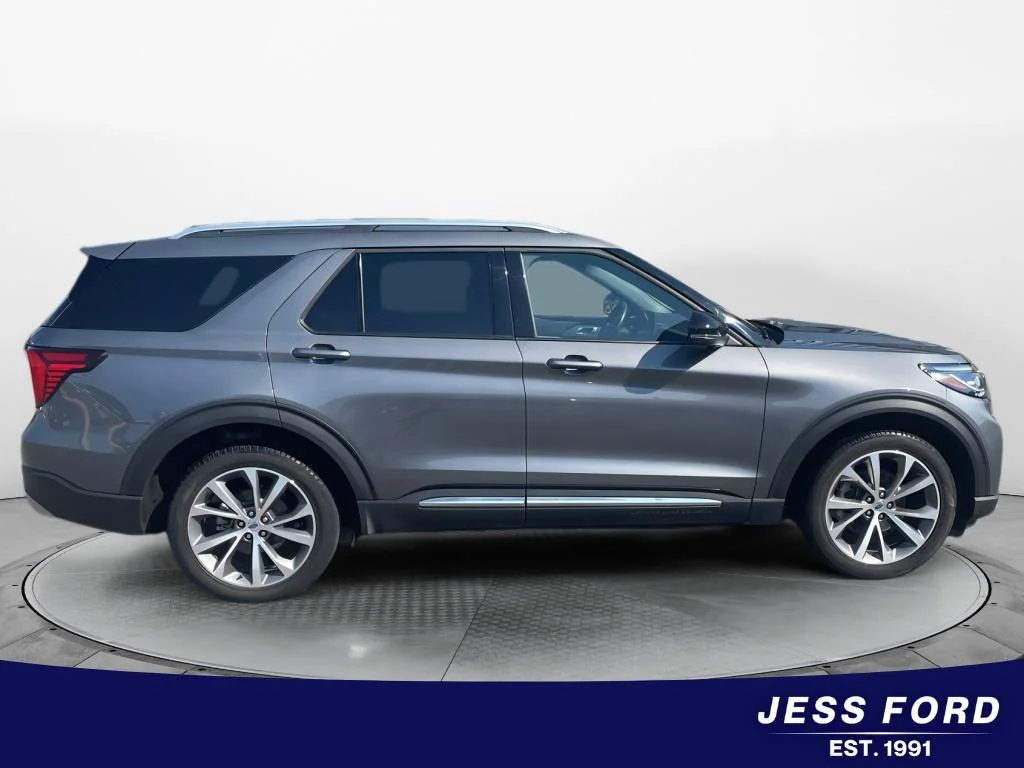 Used 2025 Carbonized Gray Metallic Ford Platinum image 6