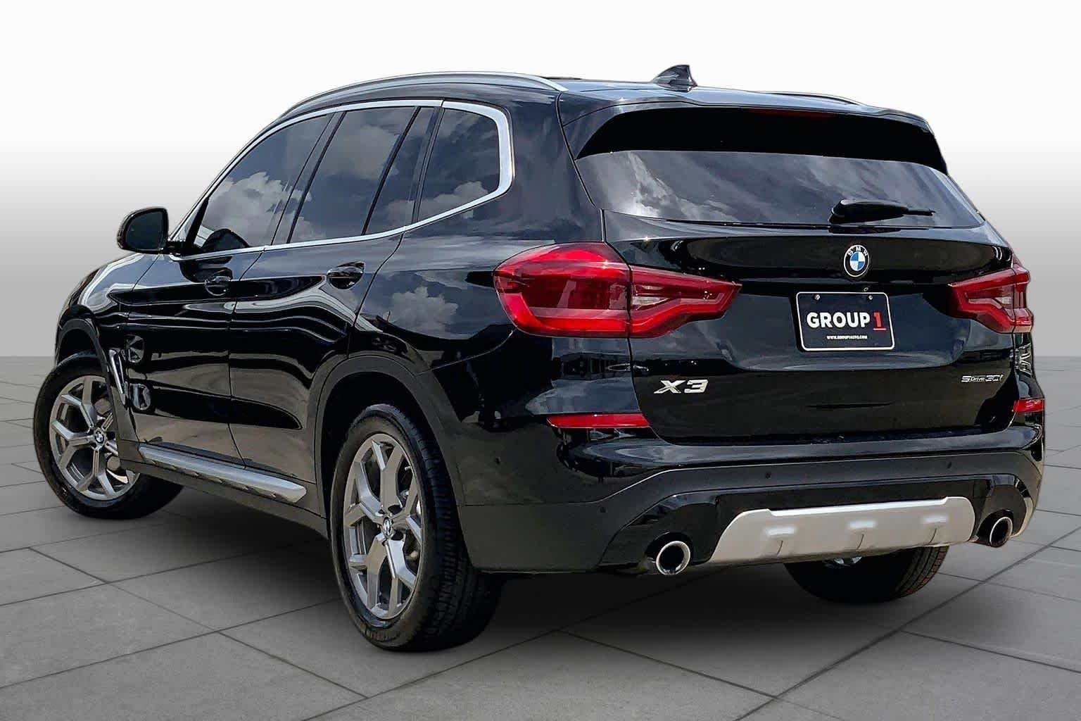 Used 2021 Jet Black BMW sDrive30i image 12