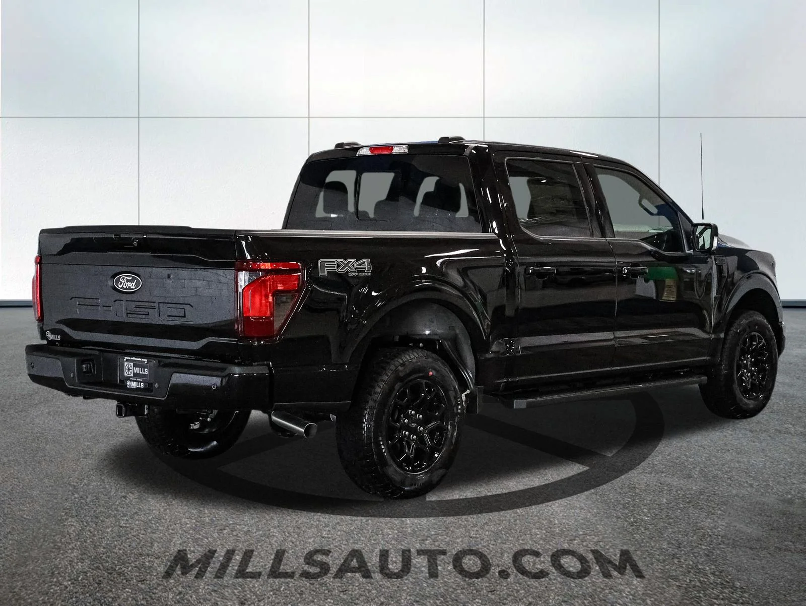 New 2026 Agate Black Metallic Ford XLT image 8