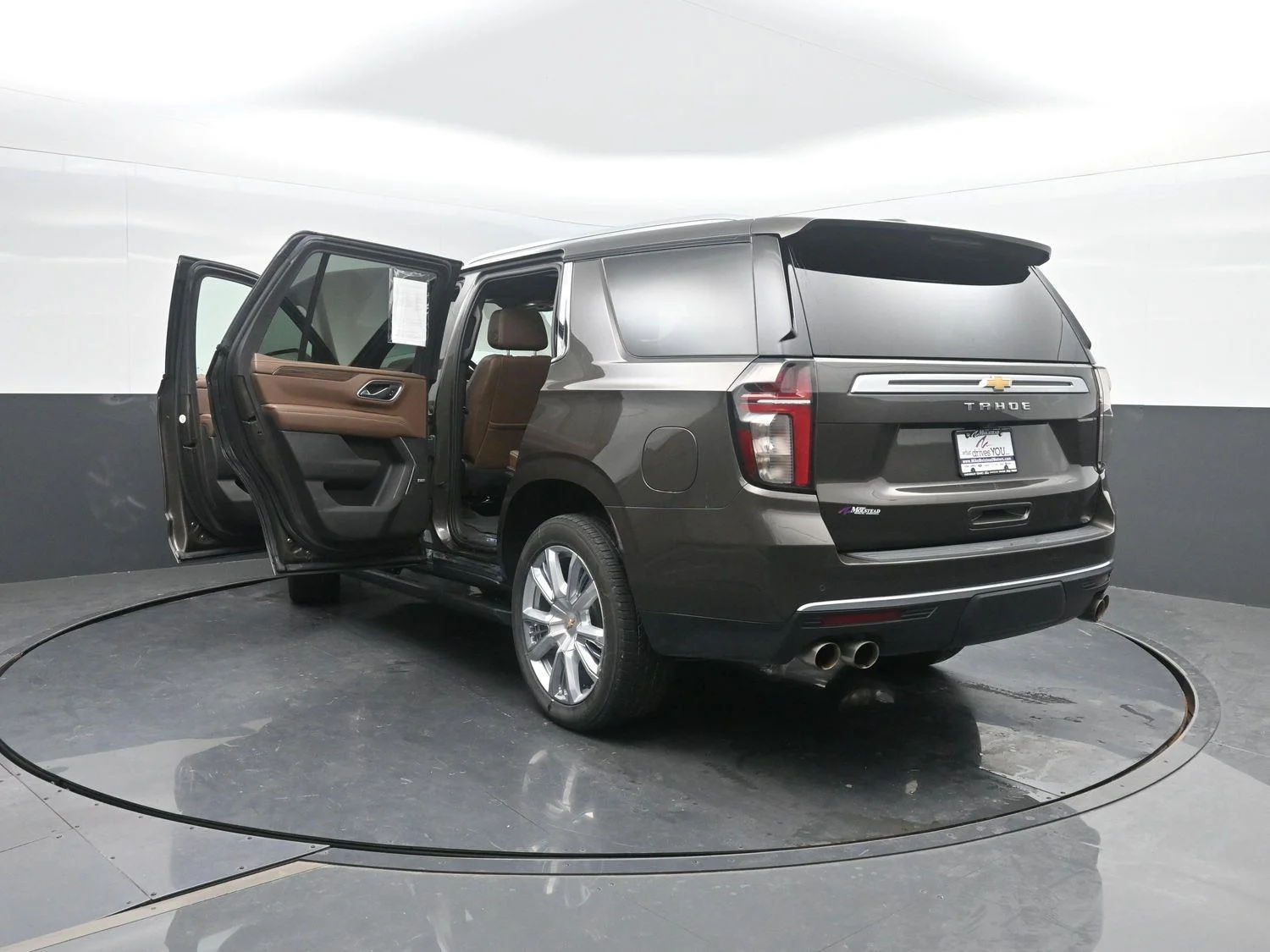 Used 2021 Graywood Metallic Chevrolet High Country image 50