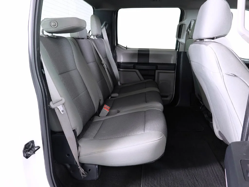 Used 2018 White Ford XL image 15