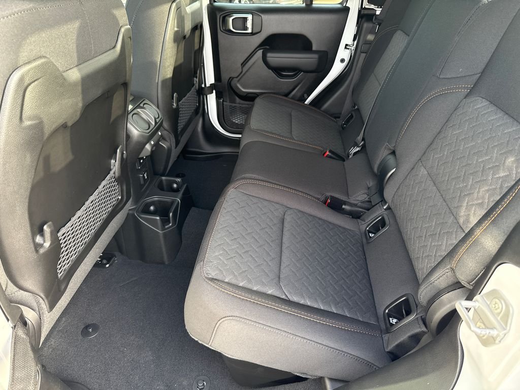 New 2026 Bright White Clearcoat Jeep Mojave image 16