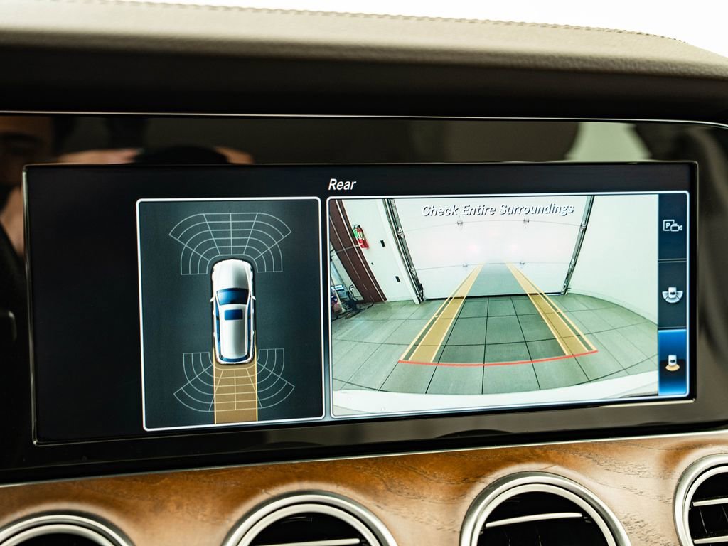 Used 2018 White Mercedes-Benz E 400 Wagon image 35