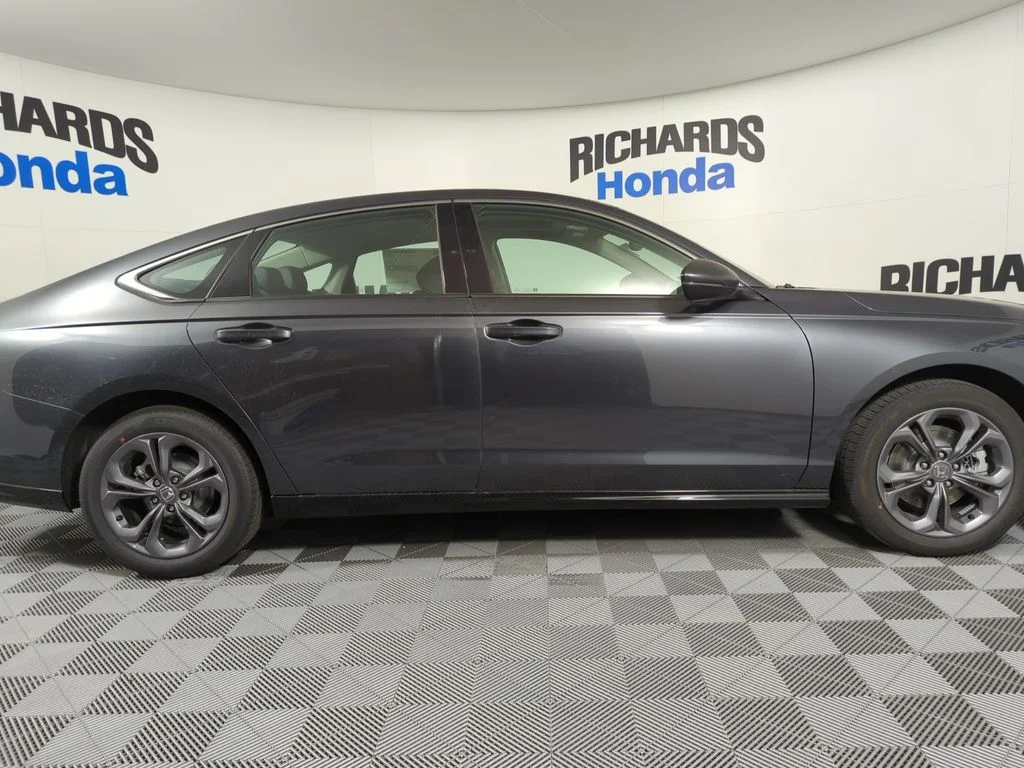 2025 Honda Accord Hybrid EX-L - Photo 6