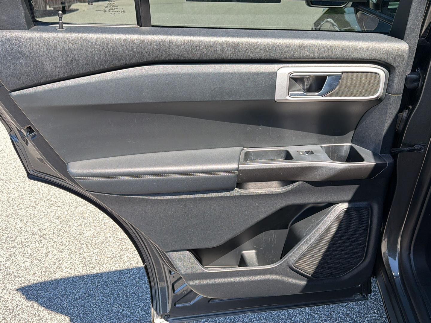 Used 2020 Magnetic Ford Base image 17