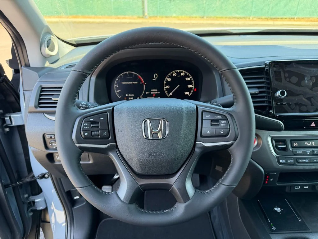 New 2026 Sonic Gray Pearl Honda RTL image 21