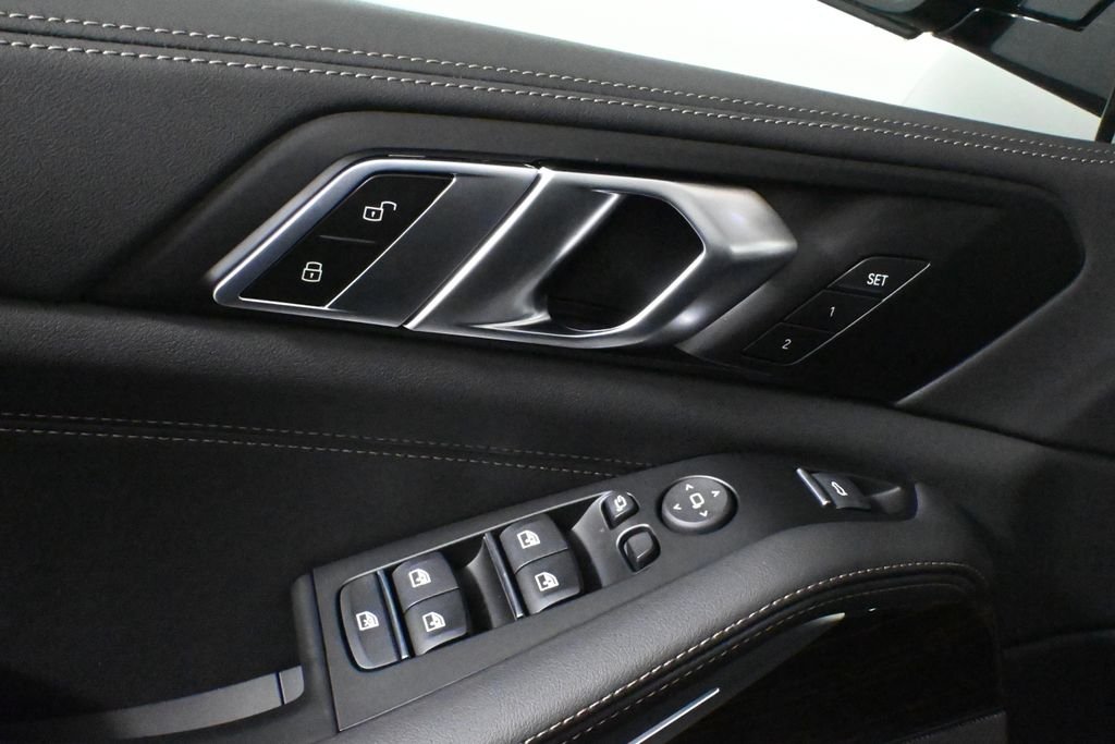 Used 2026 Black BMW xDrive50e image 32