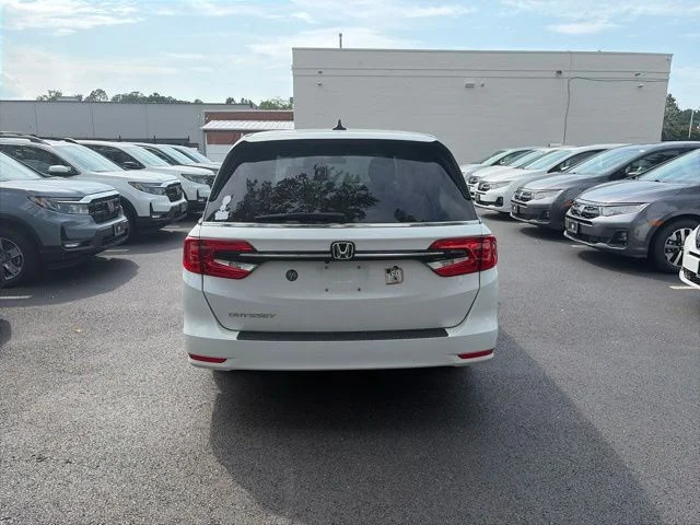 Used 2024 Platinum White Pearl Honda EX-L image 6
