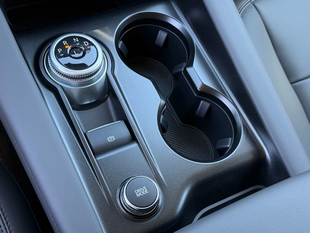New 2026 Space White Metallic Ford Active image 12