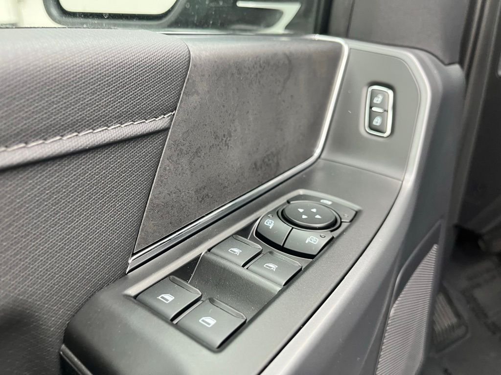New 2026 Silver Ford XLT image 19