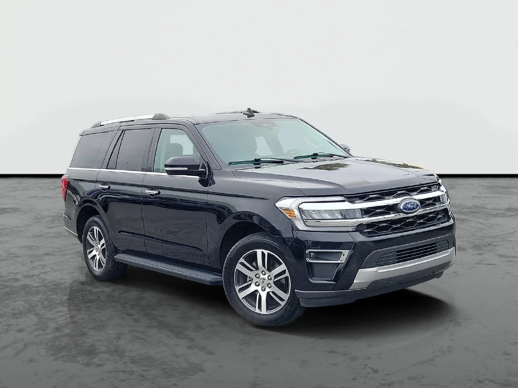 Used 2024 Black Metallic Ford Limited image 1