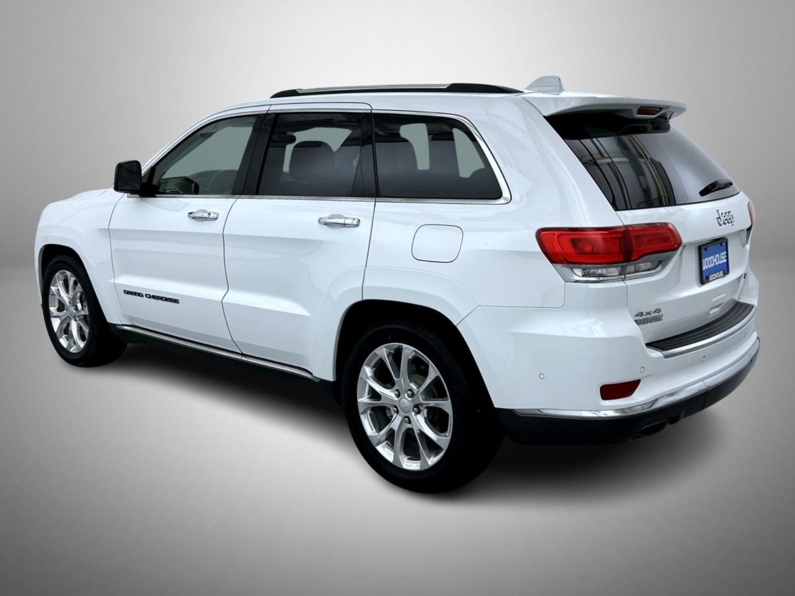 Used 2020 White Jeep Summit image 7
