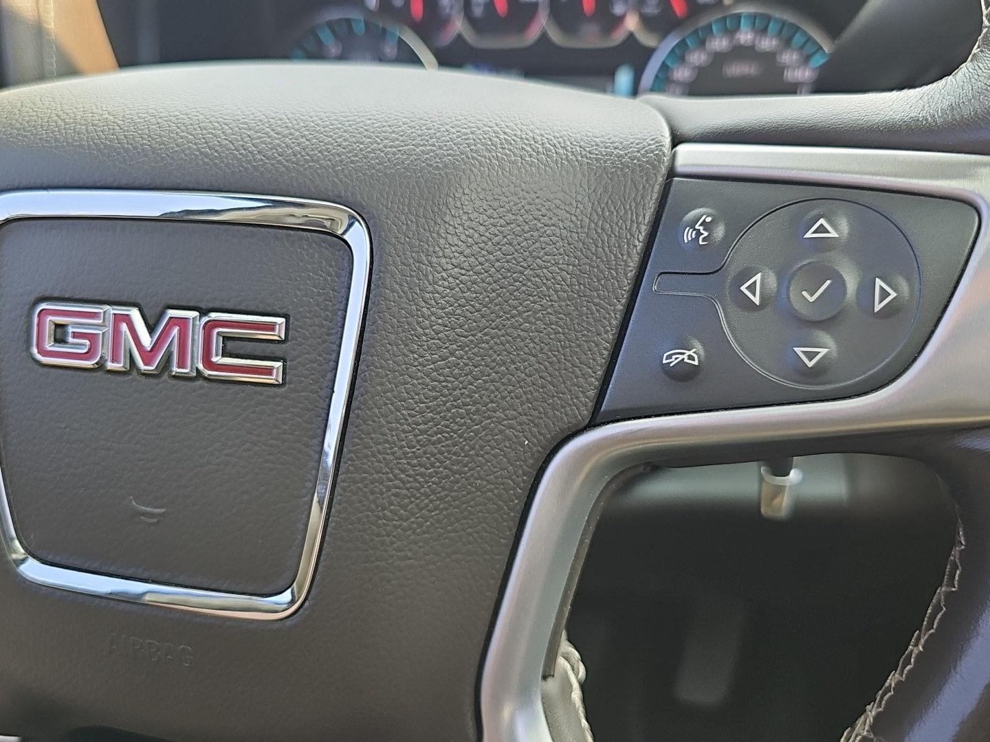 Used 2019 White Frost Tricoat GMC SLT image 19