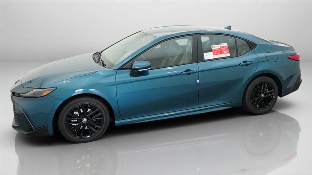 New 2026 Ocean Gem Toyota SE image 3