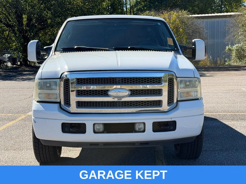 Used 2007  Ford XL image 9