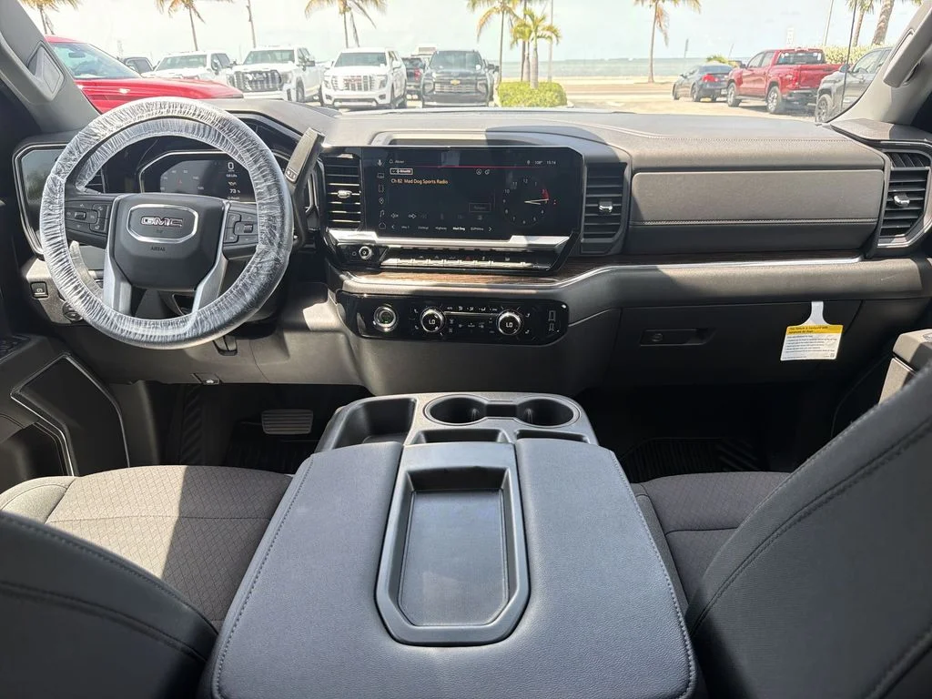 Used 2023 Brown GMC Elevation image 27